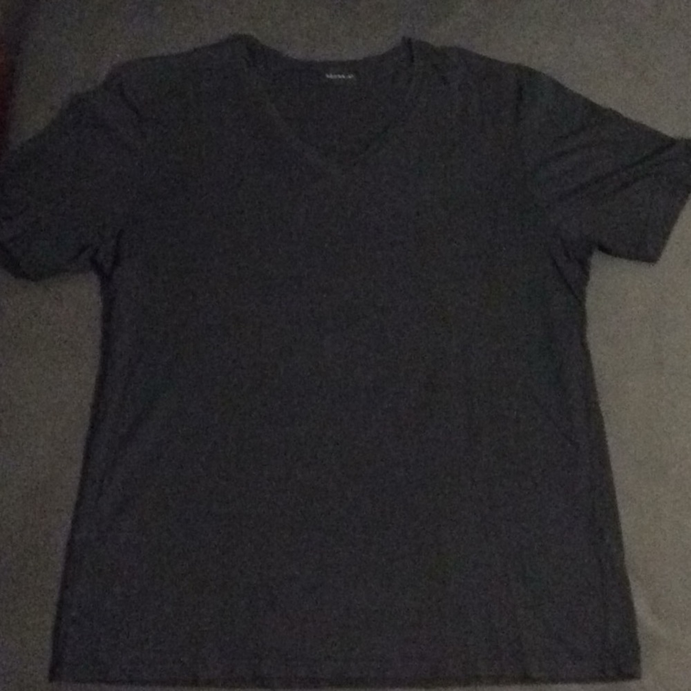 Black azzaria v neck tee